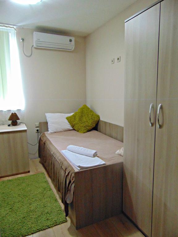 Garni Hotel Tri O 克拉古耶瓦茨 客房 照片