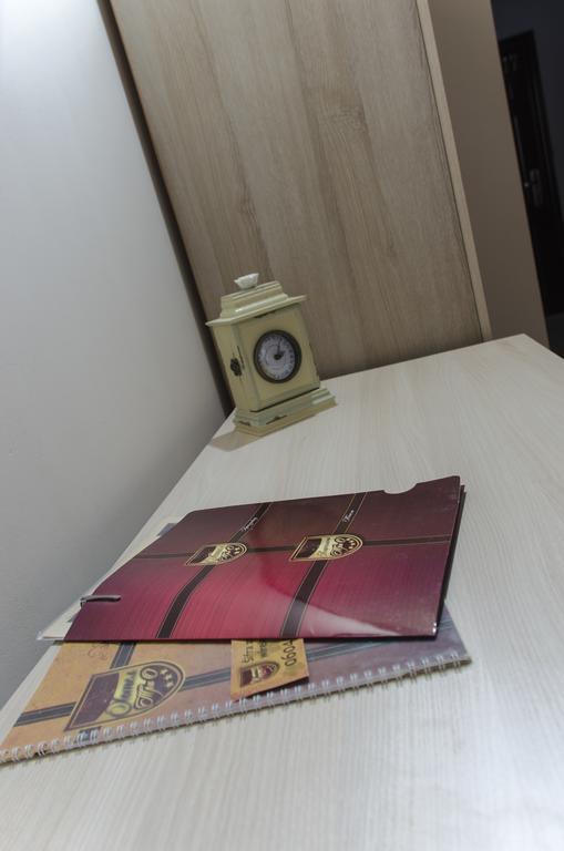 Garni Hotel Tri O 克拉古耶瓦茨 外观 照片