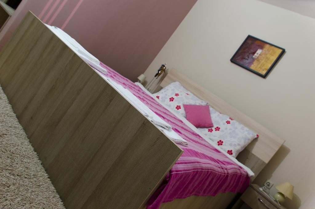 Garni Hotel Tri O 克拉古耶瓦茨 客房 照片