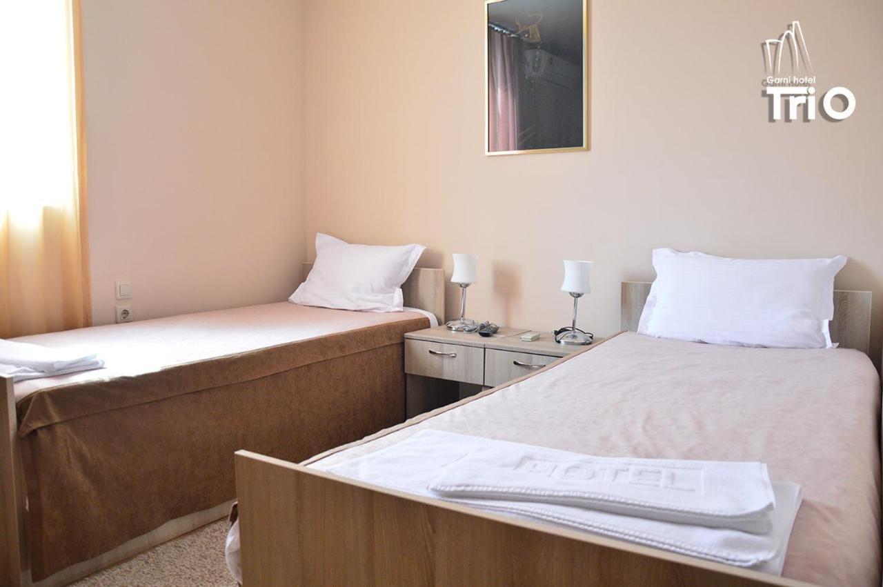 Garni Hotel Tri O 克拉古耶瓦茨 外观 照片