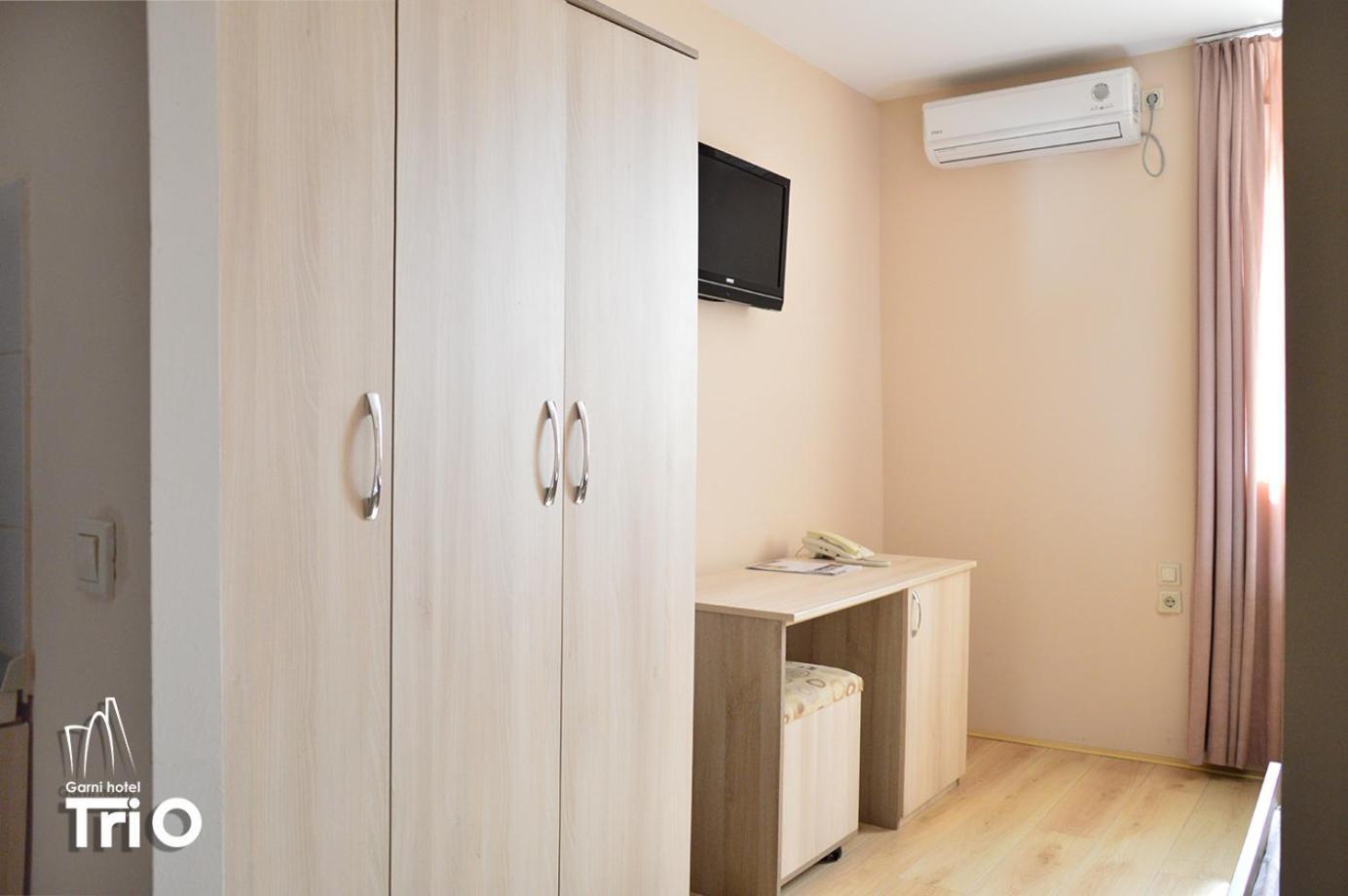 Garni Hotel Tri O 克拉古耶瓦茨 外观 照片