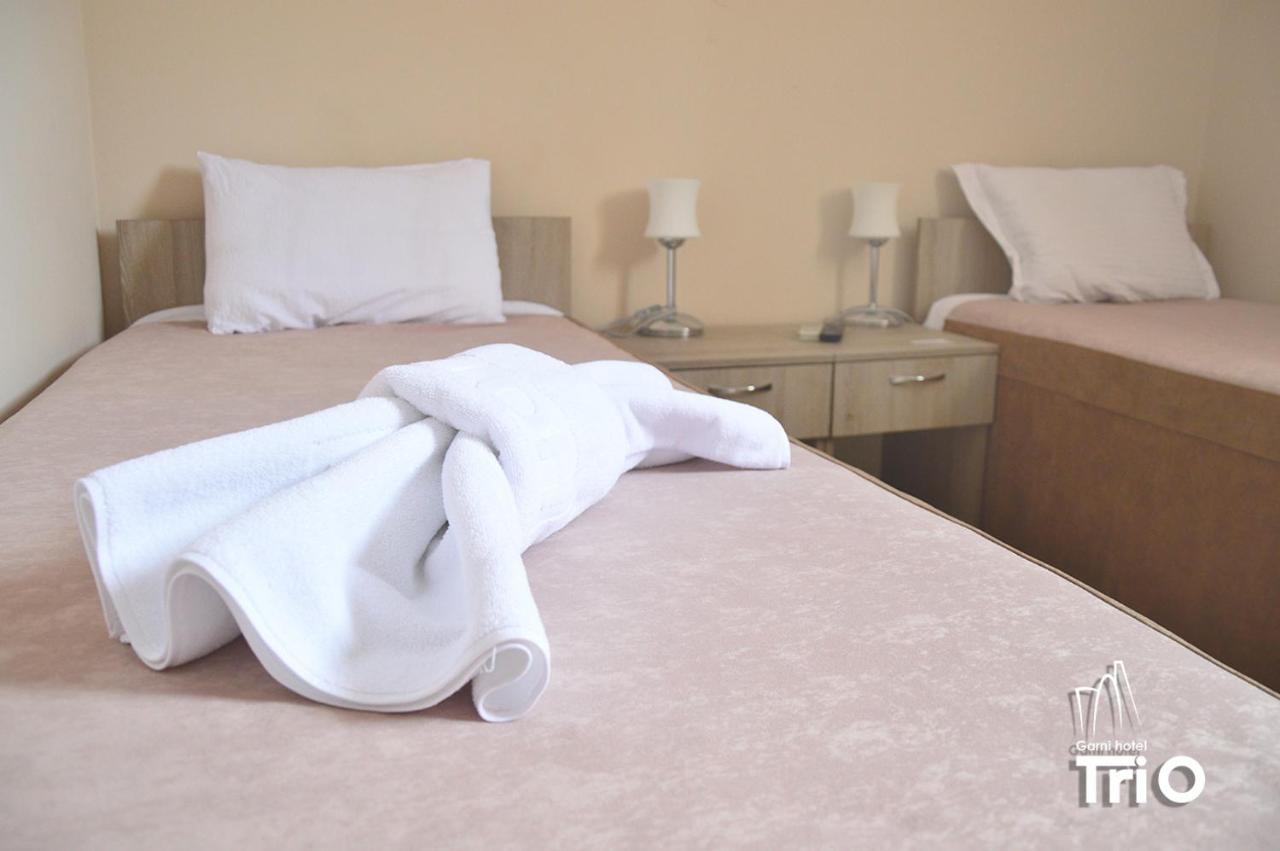 Garni Hotel Tri O 克拉古耶瓦茨 外观 照片